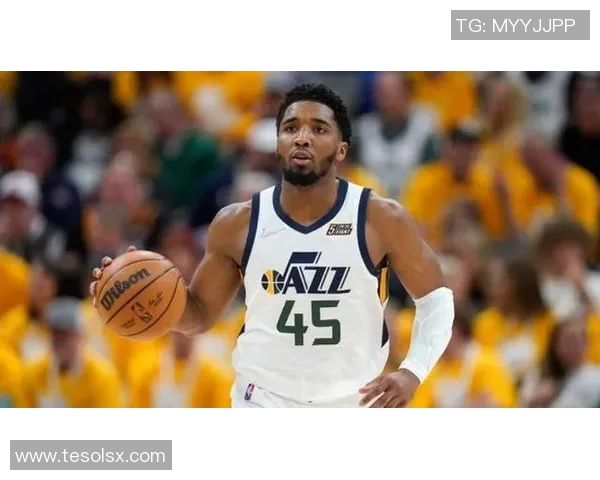 战术革新！新教练如何激活米切尔？